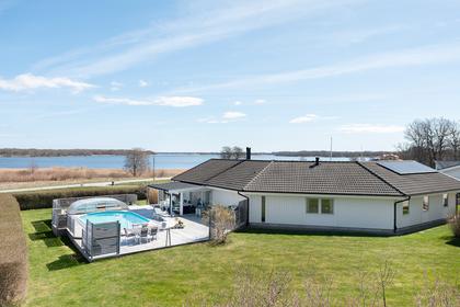 Lilla Ängvägen 2, Sturkö