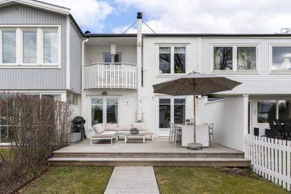 Kråkbärsvägen 21, Böle