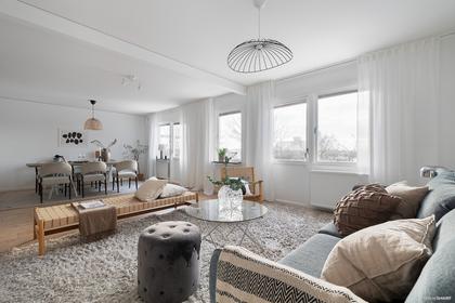 Solhemsbackarna 168, Spånga 