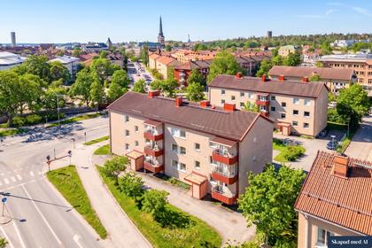 Kristiansborgsallén 1A, Centralt