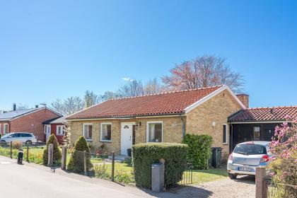 Pärlemorvägen 5, Stångby