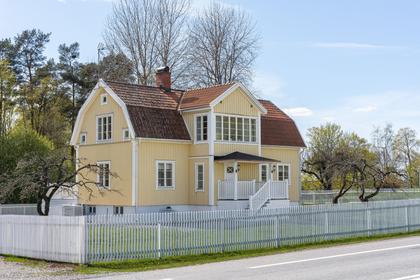 Krutbruket 116, Mosås