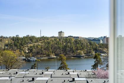 Tre Kronors väg 25, Kvarnholmen