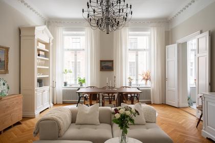 Grev Magnigatan 5, Östermalm