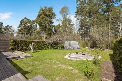 Loviselundsvägen 54, Hässelby Gård
