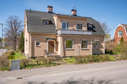 Olov Trätäljagatan 10, Villan