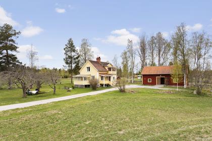 Deglovägen 8914, Hällbo
