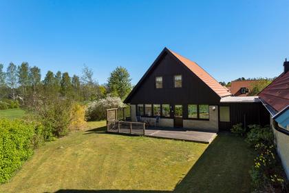 Ungdomsvägen 7, Gribbylund