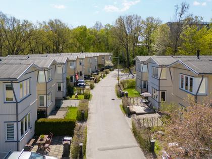 Klockhammarsgränd 17, Hagsätra