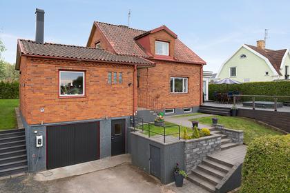 Kyrkovägen 21, Smedby