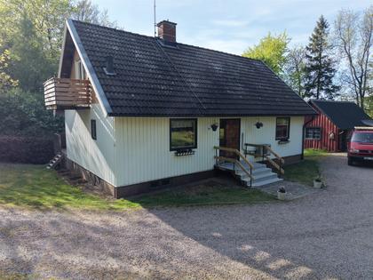 Bokkullegatan 13, Hyltebruk