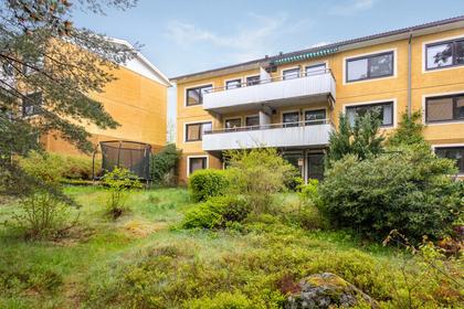 Melongränd 12, Viksjö