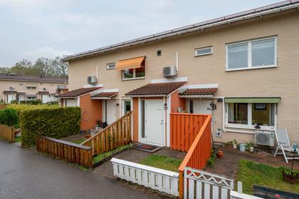 Tranbärsvägen 27B, Sturefors