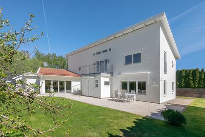 Källhagenstigen 22, Lina