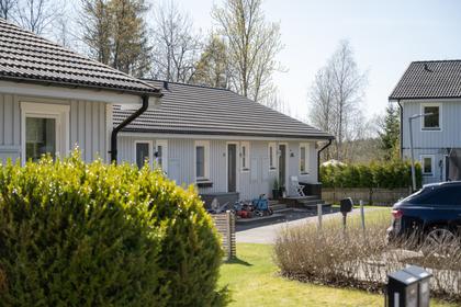 Vasshallavägen 3C, Gånghester