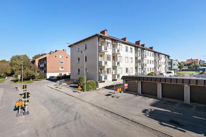 Skolmästaregatan 2A, Almby