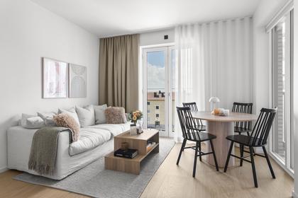 Södra vägen 42B, Söder