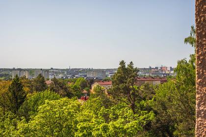 Långhalsvägen 15, Årsta