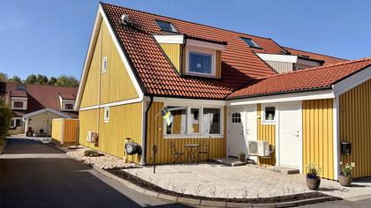 Aprikosgatan 51, Bratthammar