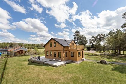 Sandbo 11, Fjuckby