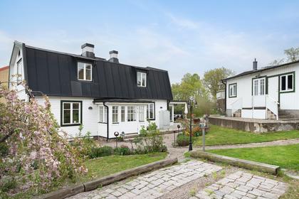 Herrgårdsvägen, Hästö