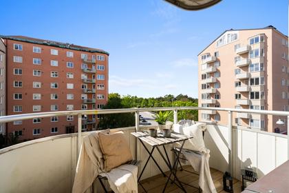 Etsarvägen 1, Gullmarsplan