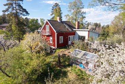 Dalkantsvägen 9, Snättringe
