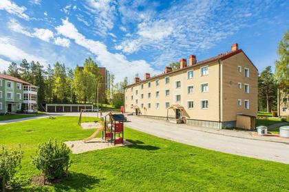 Villagatan 48B, Centrum