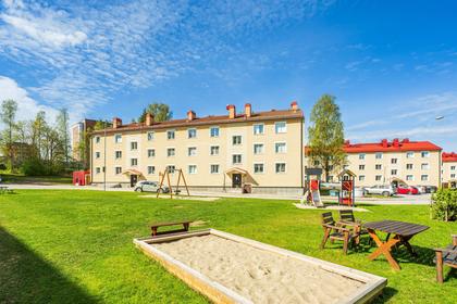 Villagatan 48B, Centrum