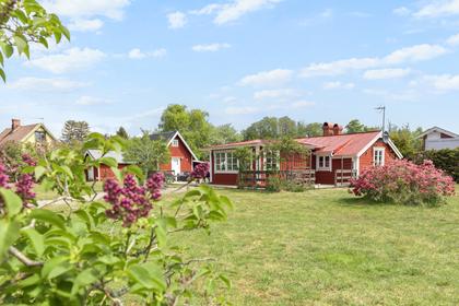 Hallarnavägen 46, Hasslö