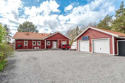 Ledinge 405, Knivsta