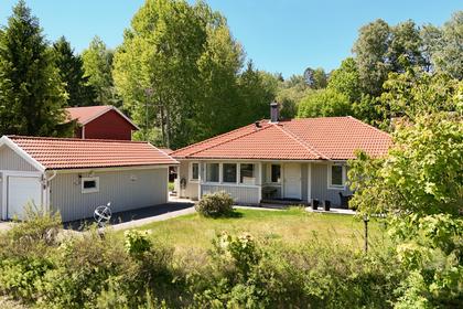 Torpvägen 2, Uttran