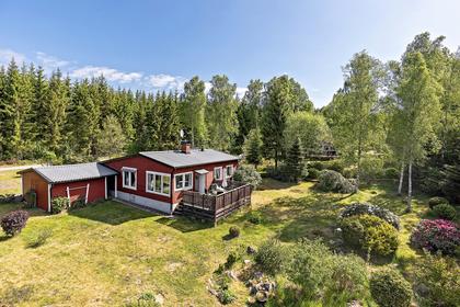 Birgittas väg 15, Åsljunga