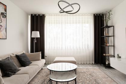 Grönfinksvägen 8, Råby