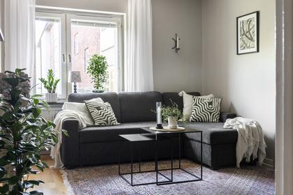 Tvillinggatan 3A, Jungfruplatsen