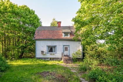 Hallsbergsvägen 48, Östansjö