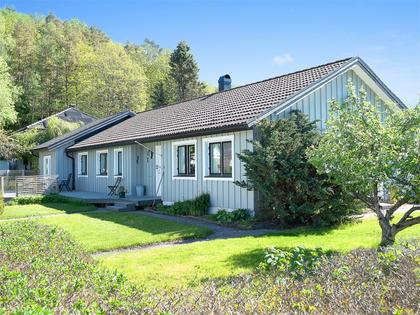 Västra Bräckekroken 10, Hogstorp