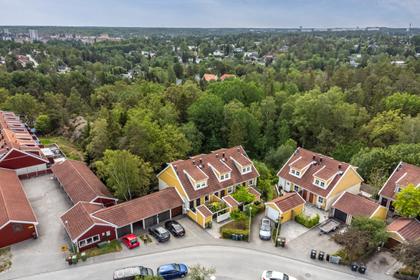 Roddarvägen 26, Snättringe