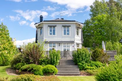 Långvinkelsgatan 7, Grangärdet