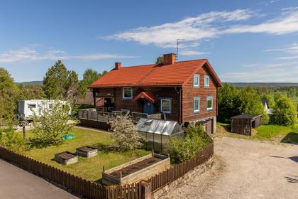 Askvägen 6, Våmhus