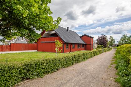 Trädgårdsgatan 11, Moheda