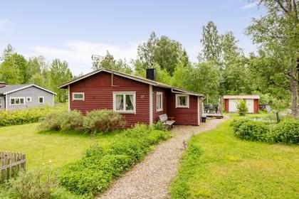 Västlandavägen 27, Sundänge