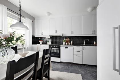 Mjölkuddsvägen 21, Mjölkudden