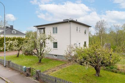 Syrénvägen 10, Syrénhagen