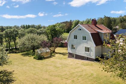 Bro-Fiskebäck 301, Härnäset
