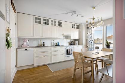 Ekebyvägen 30, Ekeby