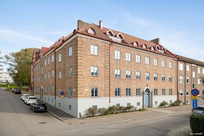 Röamöllagatan 40, Stattena