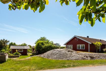 Kagalyckevägen 3, Västkusten