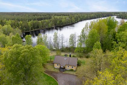 Visjön Expedition, Kosta