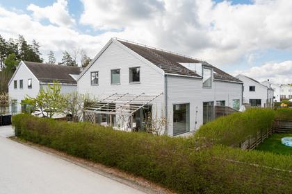 Backstuguvägen 4, Lindbacken